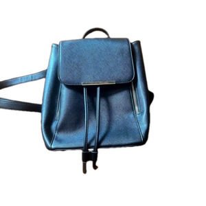 WINK KANGAROO backpack!